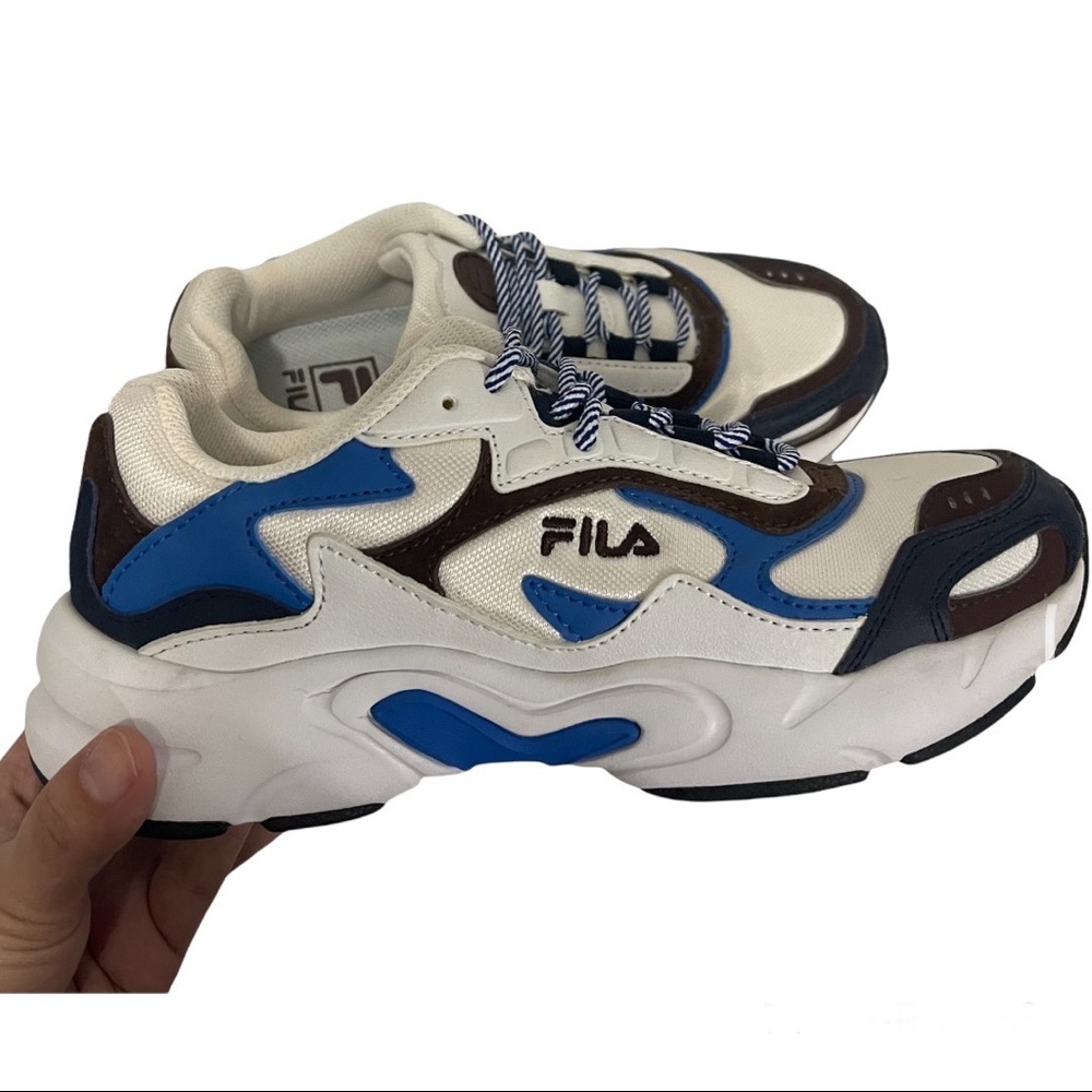 FILA Luminance Shoes in Size US 7 1/2